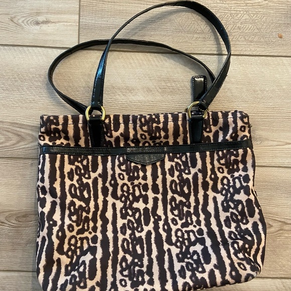 Coach Handbags - Coach Shoulder Purse